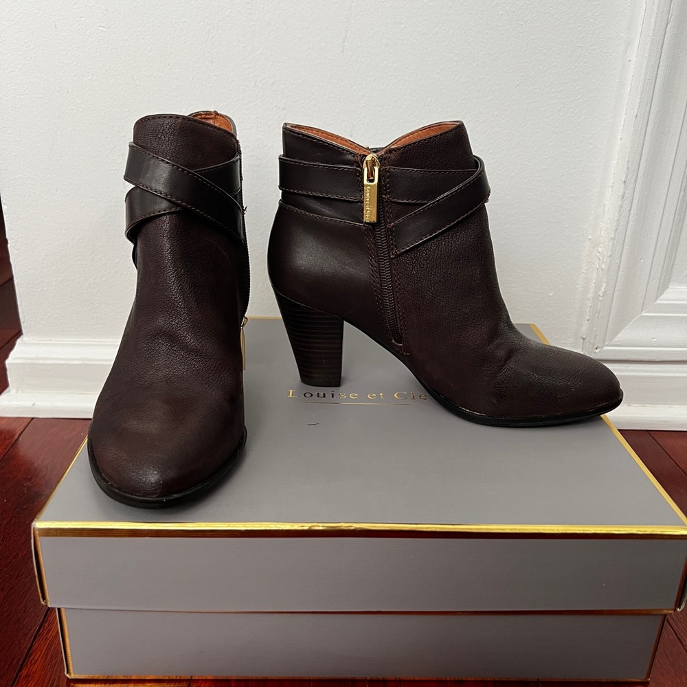 Brown ankle boots